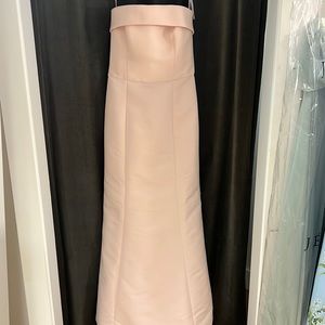 Amsale Jaylin in Blush Faille